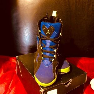 Size 7Y Air Jordan retro